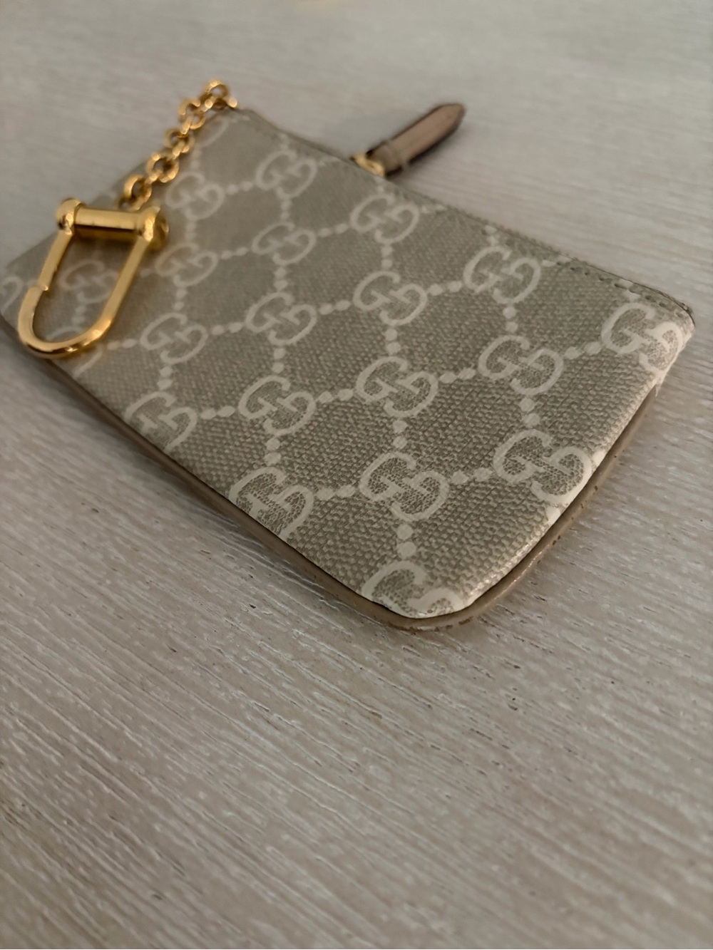 Gucci Beige Monogram Key & Card Holder with Gold Chain